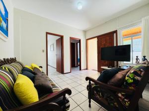 Casa dos Golfinhos - Praia de Palmas a 100m do mar