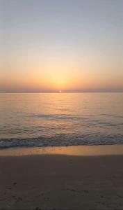 One Step to the Sea Apartment