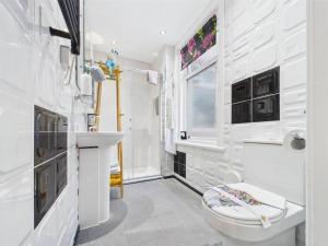 Standard King Room room in The Arthington