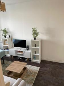 Charmant studio deux min métro