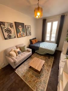 Charmant studio deux min métro