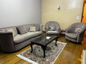 Elegant & spacious 3 bedroom furnished apartment