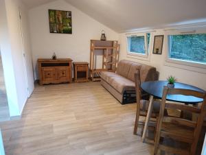studio cosy en pleine forêt