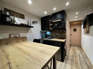 Résidence Villaret - 2 Pièces pour 4 Personnes MAE-4101