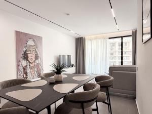 Sea Crest Apartments