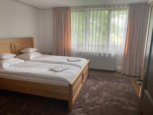 Casa- Dealu Leahului