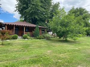 Casa- Dealu Leahului