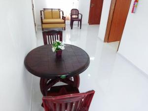 Tropical Suites - Airport Transit Residence