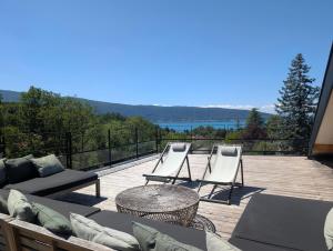 Villas Villa contemporaine avec piscine, vues panoramiques lac & montagnes, climatisation : photos des chambres