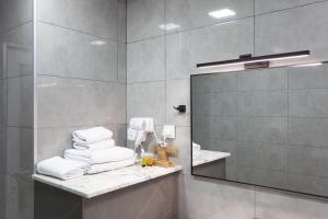 Moretoni Lake Resort