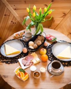 4 Żywioły - całoroczne jurty w górach