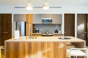 Amazing 2 Bdrm condo near medano beach