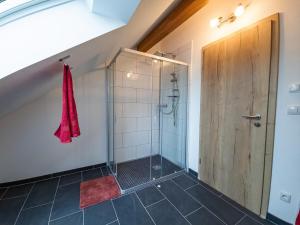 Schöne Dachgeschosswohnung