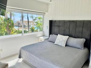 FRENTE AL MAR A PIE DE PLAYA ALBERCA y JACUZZI