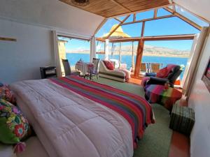 ASTURC - Lago titicaca uros