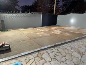 Edícula privativa com piscina climatizada no pé da serra