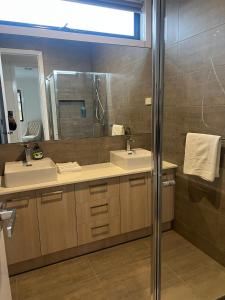 Stay in Rockbank, West Melbourne