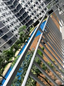 Stylish and Cozy Condo Near Mall of Asia