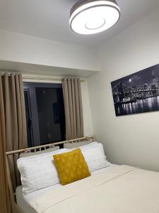 Stylish and Cozy Condo Near Mall of Asia