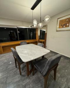 Zona Rosa Amberes 33 a 2 cuadras del CAS y del Ángel