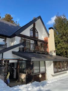 Twin Peaks Lodge - Ubytování bez kategorie ve městě Hakuba