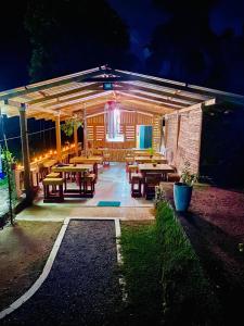 komalie resort