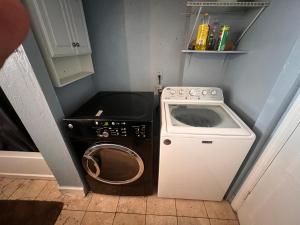 Downtown Neighborhood Room 2