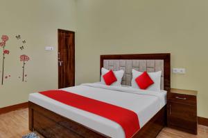Super Hotel O Madhuraj Palace Takrohi Road