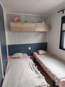 Mobil home 2 chambres camping 4 étoiles vias