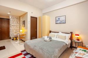 Roam & Rest Staycation near NAIA Manila Airport and free WiFi