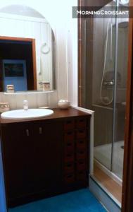 Appartements Grand T3 5p, fibre, parking , calme & proche Lyon : photos des chambres