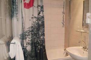 Hotels Hotel de Bordeaux : photos des chambres