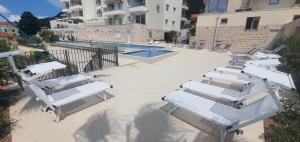 Bella Vista Pleasure