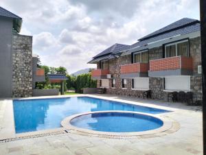 Nature Retreat Resorts- Life in Nature