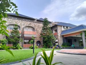 Nature Retreat Resorts- Life in Nature