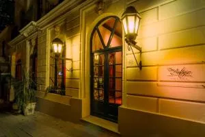 唐安东尼奥波萨达宾馆 - 科洛尼亚-德尔萨克拉门托