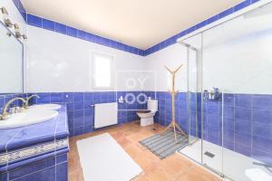 Villa Tutti sur Mer - boho style - private heated pool - mountain views - by Oyoostays