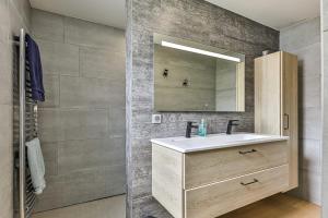 Villas Villa Sylvia avec piscine interieure et espace bien-etre : photos des chambres