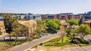 Starling Apartment in Rosebank