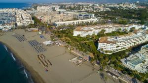 MARBELLA BANUS SUITES - Banus Playa Rocio Beachfront Complex