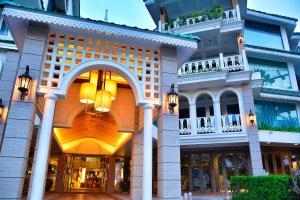 The Taksim Royal Beach Hotel