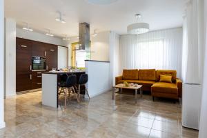 Sopot Kamienny Potok Comfy Apartment by BookingHost