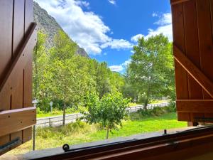 Apartament de muntanya i lluminós by RURAL DÀNEU