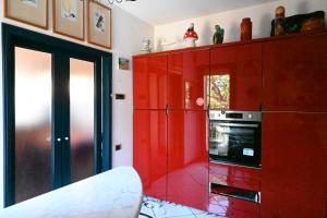 A43 - Ancona, ampio trilocale con giardino