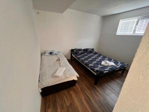 DAMIEN apartments
