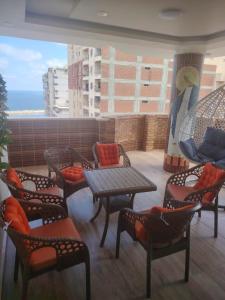 Apartment with panoramic sea view sidi bshr Families only