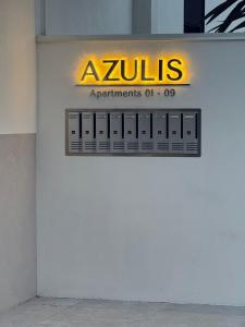 Deluxe Two-Bedroom Apartment with Garden View