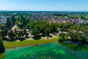 Campings Camping ClicoChic Au Clair Ruisseau : photos des chambres