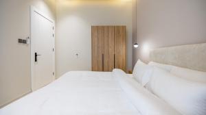 Super Luxury two Bedroom Al Narjis