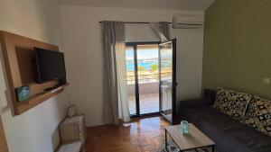 Apartments & rooms Ana Sukosan